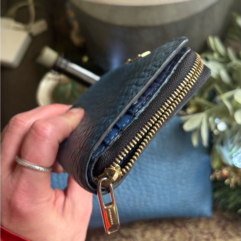AUTHENTIC BURBERRY CHICHESTER BIFOLD WALLET - Picture 7 of 12